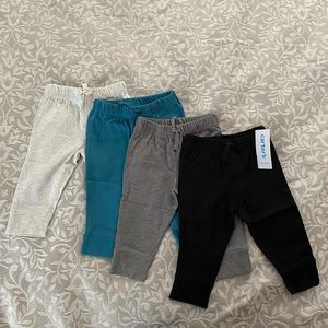 NWT Carter’s 6 month pants
